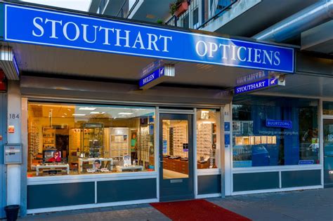 Stouthart Opticiens .